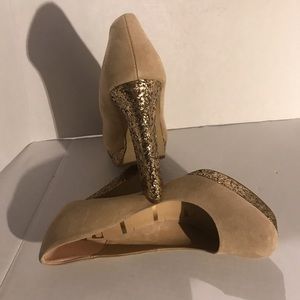 Elle tan and gold hi heels size 8